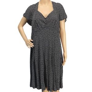 TORRID 2X polka dot dress black & white lightweight cap sleeves party wedding